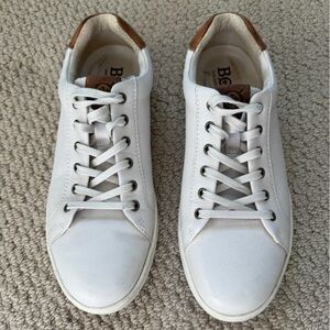 Born Allegheny II Sneaker Mens Size 8.5M White Leather Casual Shoes Low